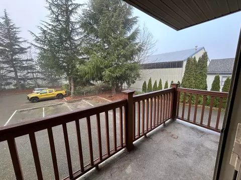 705 N 1st St, Mount Vernon, WA 98273 photo 5