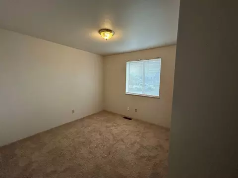 705 N 1st St, Mount Vernon, WA 98273 photo 11