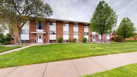 1003 Parkway Dr, Boone, IA 50036