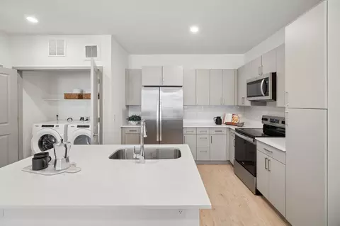 18905 E 59th Ave, Denver, CO 80249 photo 7