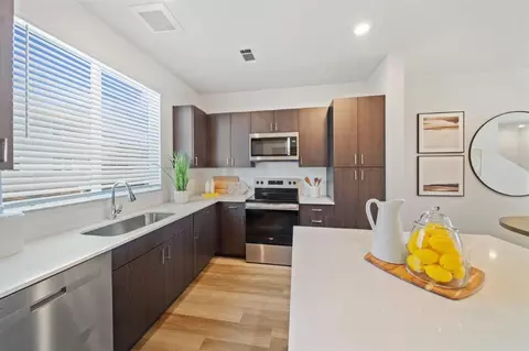 18905 E 59th Ave, Denver, CO 80249 photo 5