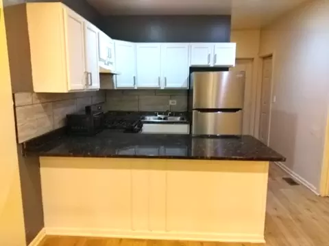11532 S Yale Ave, Chicago, IL 60628