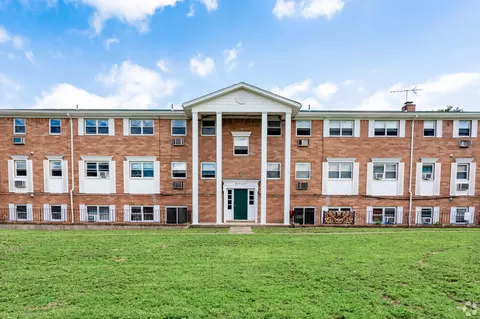 11 Midland Ave, Wallington, NJ 07057