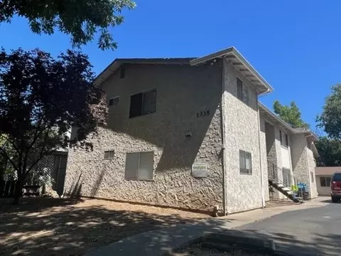 1335 Hemlock St, Chico, CA 95928