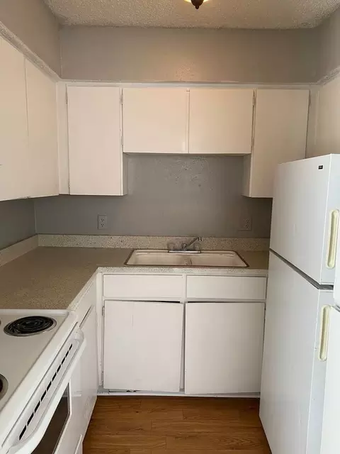 717 E Grayson St, San Antonio, TX 78208