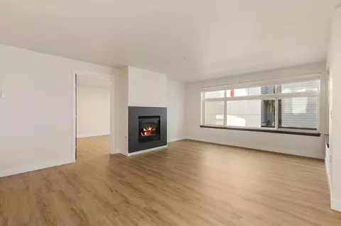 6410 9th Ave NE, Seattle, WA 98115