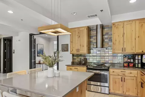 105 W 51st St, Austin, TX 78751 photo 28