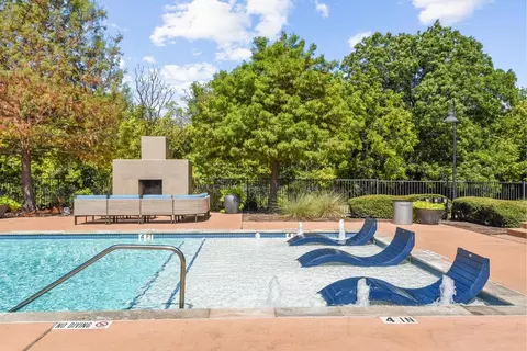 105 W 51st St, Austin, TX 78751 photo 7
