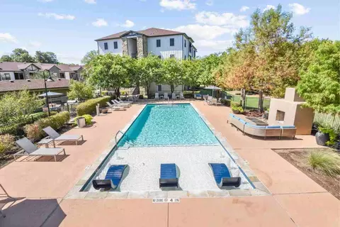 105 W 51st St, Austin, TX 78751 photo 9