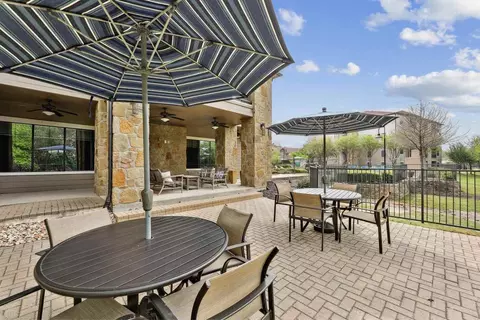 105 W 51st St, Austin, TX 78751 photo 4
