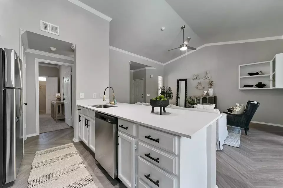  801 Legacy Dr, Plano, TX 75023 photo 4