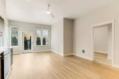 20711 SE Stark St, Gresham, OR 97030 photo 33