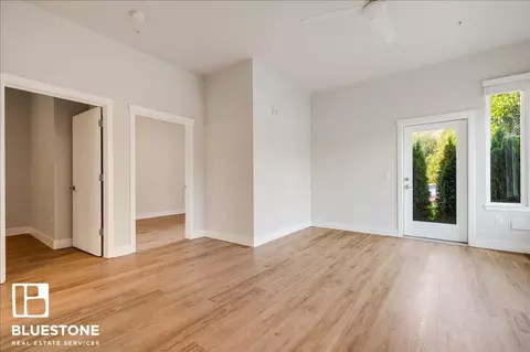 20711 SE Stark St, Gresham, OR 97030 photo 6