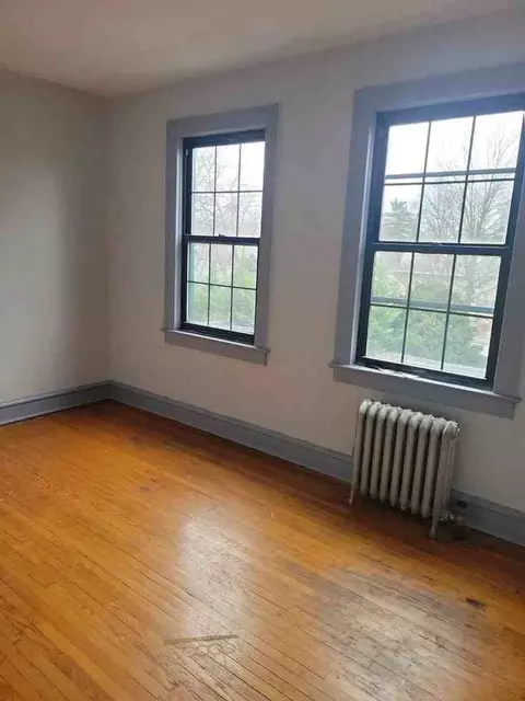 109 Chestnut St, Audubon, NJ 08106