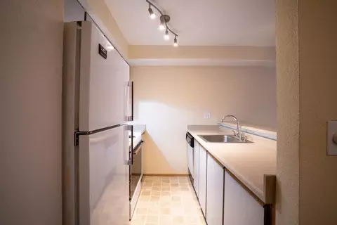 500 13th Ave E, Seattle, WA 98102 photo 8