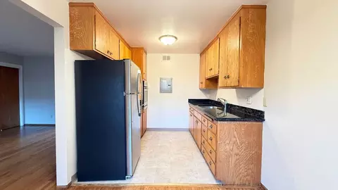 151 Athol Ave201 Wayne, Oakland, CA 94606 photo 5