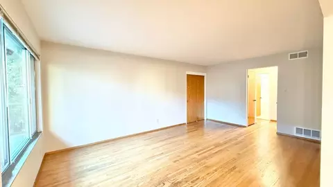 151 Athol Ave201 Wayne, Oakland, CA 94606 photo 2