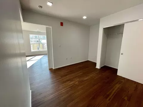 9 E Mount Royal Ave, Baltimore, MD 21202 photo 24