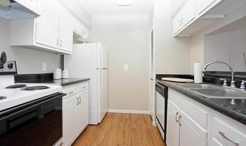 2338 W 18th St, Houston, TX 77008