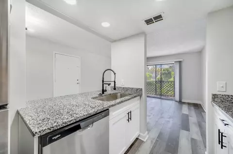 4131 E Busch Blvd, Tampa, FL 33617