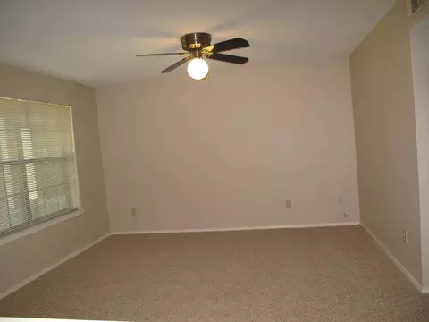 218 N Texas Blvd, Denton, TX 76201 photo 8