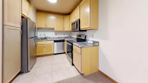 725 Parkview Apartments, Madison, WI 53715