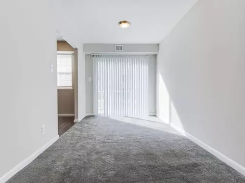 100 Sherring Ct, Catonsville, MD 21228 photo 9
