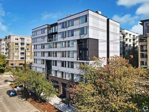 5512 17th Ave NW, Seattle, WA 98107