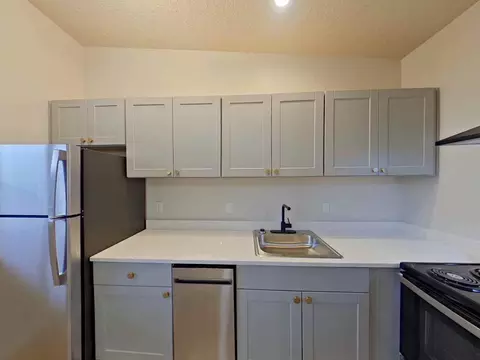 745 E 15th Ave, Eugene, OR 97401 photo 5