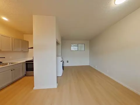 745 E 15th Ave, Eugene, OR 97401 photo 3