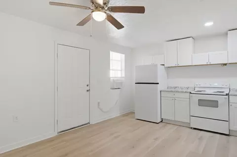 1824 Grayson St, North Charleston, SC 29405