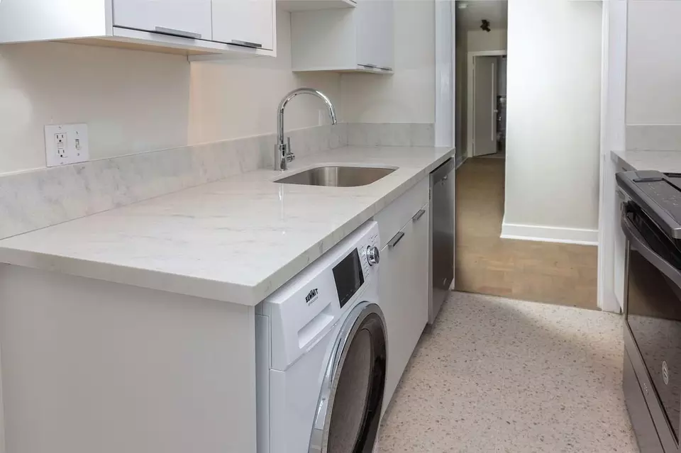  35 F St, Salt Lake City, UT 84103 photo 2