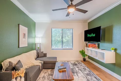 2155 S 55th St, Tempe, AZ 85282