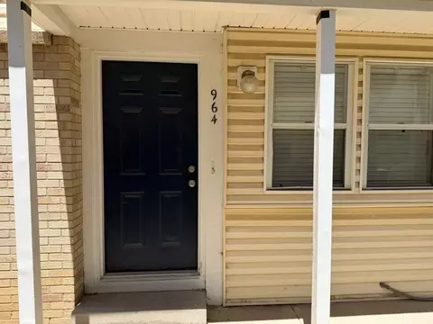 964 S Pitkin Ct, Aurora, CO 80017