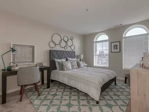 2800 Clarendon Blvd, Arlington, VA 22201 photo 11