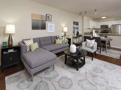2800 Clarendon Blvd, Arlington, VA 22201 photo 9