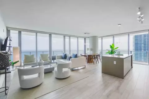 4111 S Ocean Dr, Hollywood, FL 33019