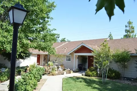 975 Lake Park Ave, Galt, CA 95632