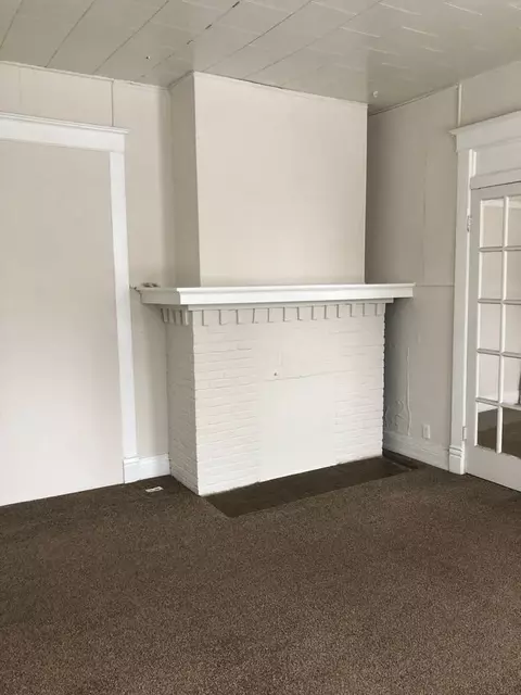 703 W Park Ave, Champaign, IL 61820