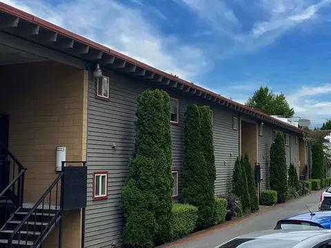 12028 NE 8th St, Bellevue, WA 98005