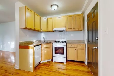 4726 S Woodlawn Ave, Chicago, IL 60615
