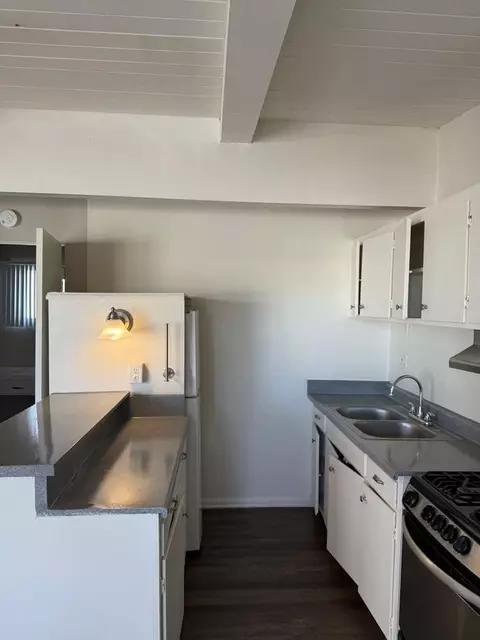 443 Occidental Dr, Oxnard, CA 93036
