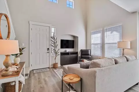 17065 N Hounslow Way, Nampa, ID 83687