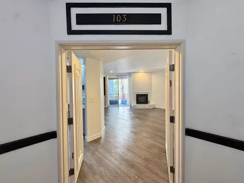 8915 Burton Way, Los Angeles, CA 90048