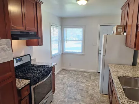 3001 55th St, Sacramento, CA 95820