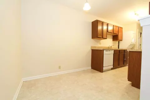 13531349 Royalty Ct, Lexington, KY 40504