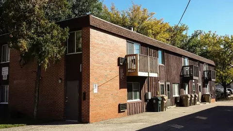 1115 Spring St, Madison, WI 53715