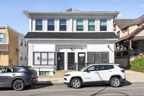 324 Darby Rd, Havertown, PA 19083