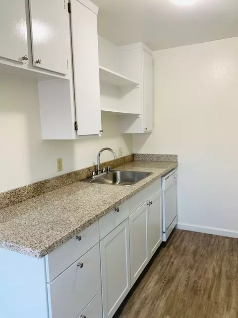 268 Douglas St, Petaluma, CA 94952