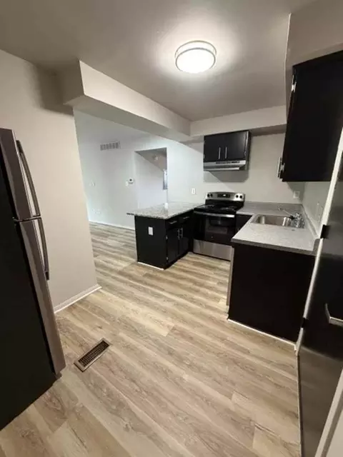 2575 Catalpa Dr, Berkley, MI 48072